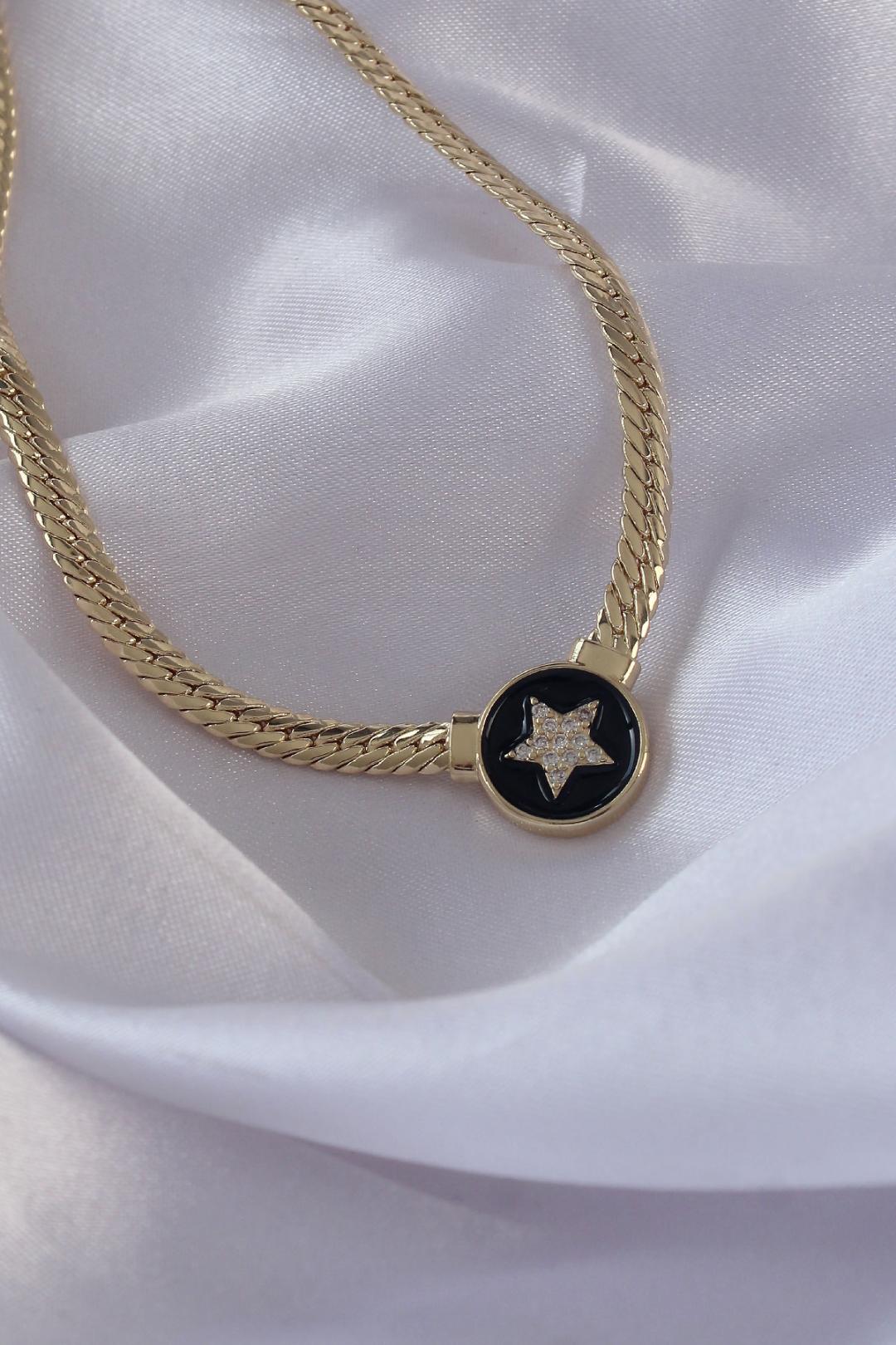 Women's Brass Gold Color Zircon Stone Star Model Black Enameled Crush Chain Serenay Necklace