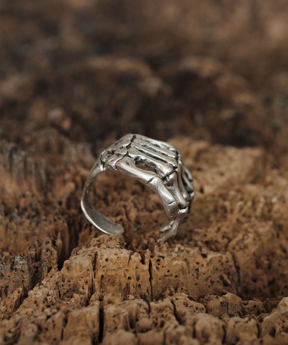 Adjustable Skeleton Hand Design Men's Ring