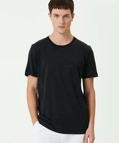 Gucso Erkek Basic Bisiklet Yaka Regular T-Shirt - Siyah