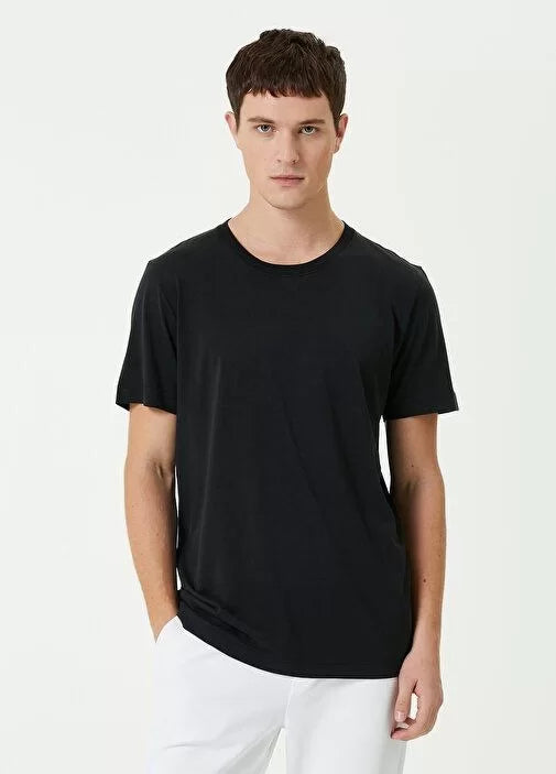 Gucso Men's Basic Crew Neck Regular T-Shirt - Black 