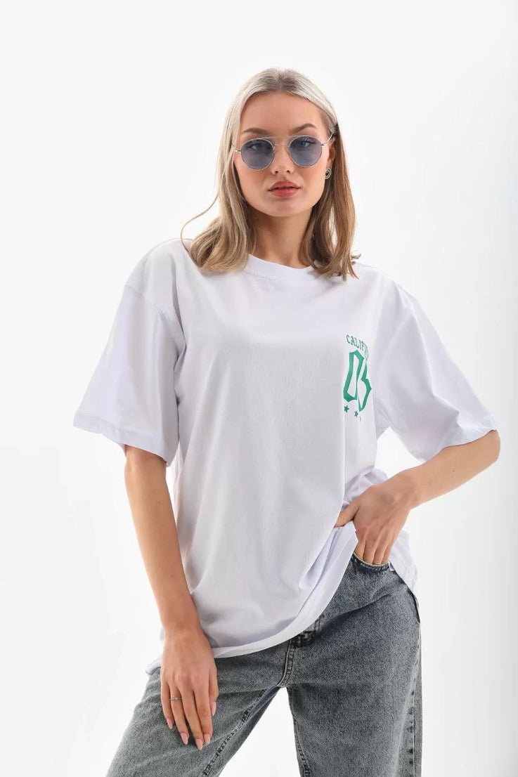 Gucso Kadın California Baskılı Oversize T-Shirt - Beyaz