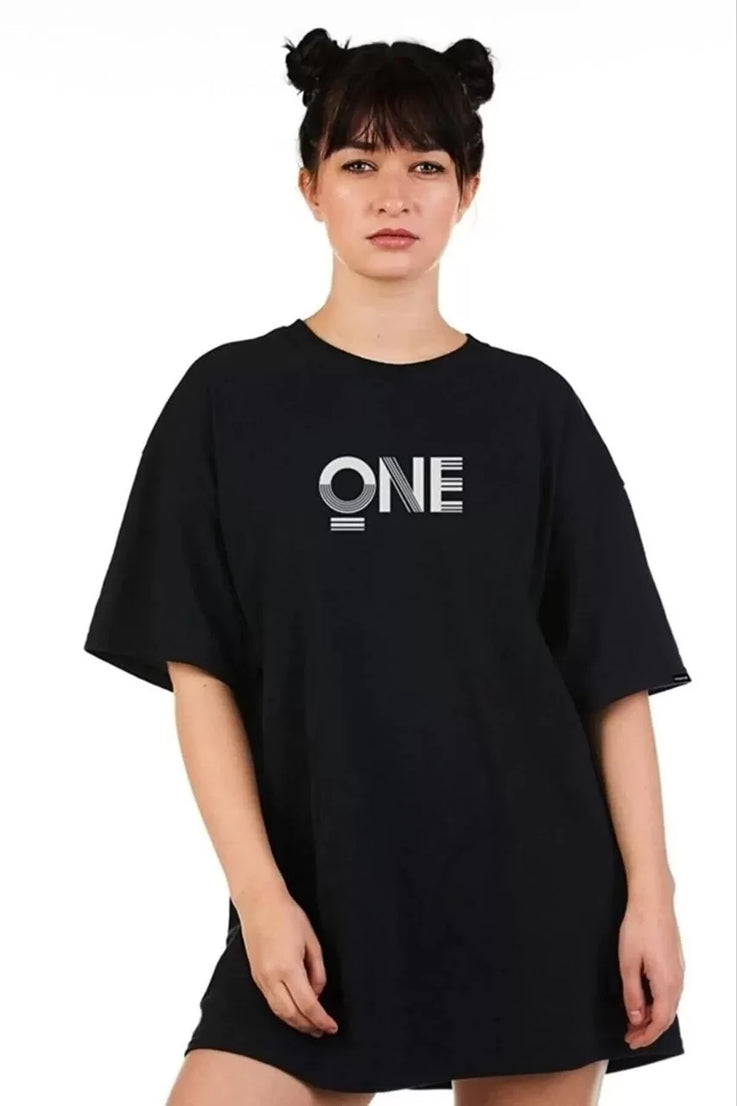 Gucso Kadın One Yazı Baskılı Oversize T-Shirt - Siyah