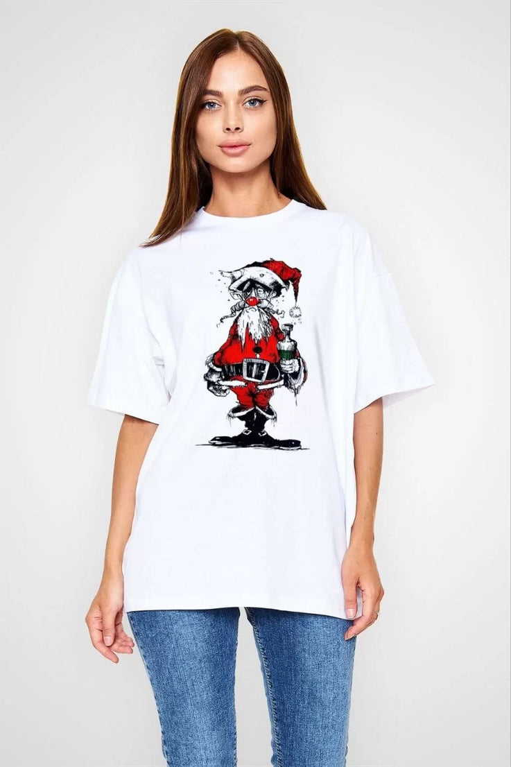 Gucso Kadın Bisiklet Yaka Mutsuz Noel Baba Baskılı Oversize T-Shirt - Beyaz