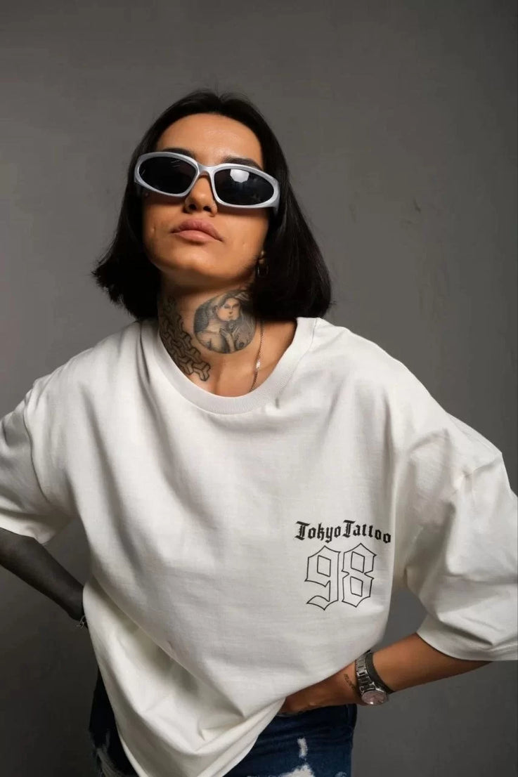 Gucso Bisiklet Yaka Tokyo Tatto 98 Baskılı Oversize T-Shirt - Beyaz