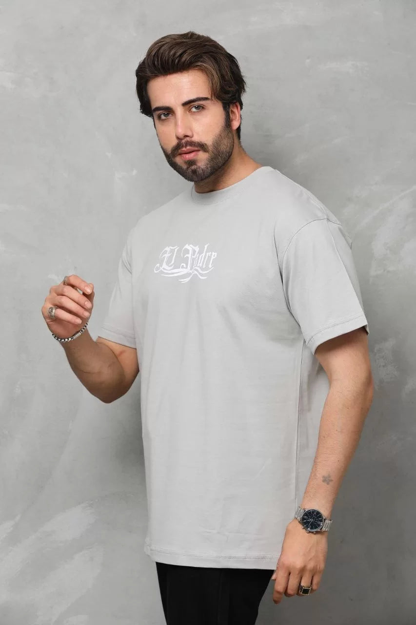 Gucso Herren-Rundhals-T-Shirt „Fi Padre Written Tattooed Hand Inside Rose“ mit Aufdruck in Übergröße – Grau 