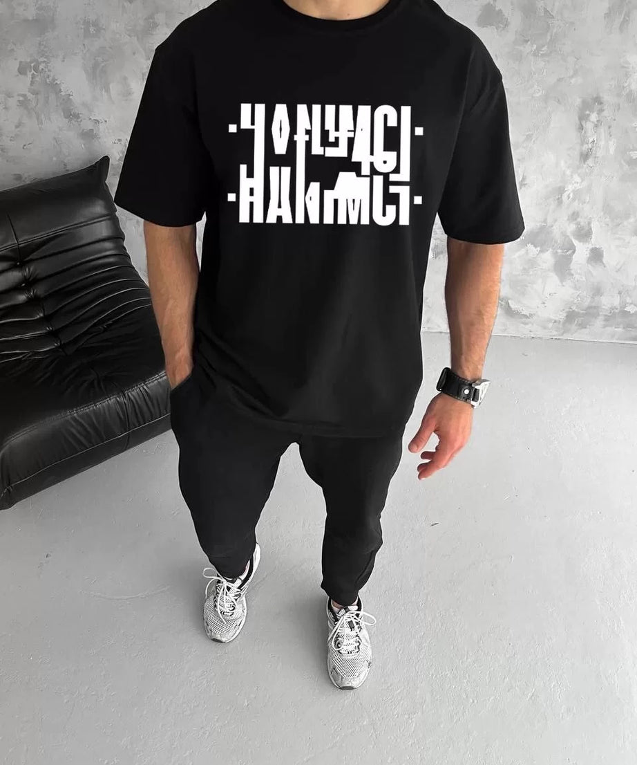 Gucso Erkek Bisiklet Yaka Katlanan Hanımcı Baskılı T-Shirt - Siyah