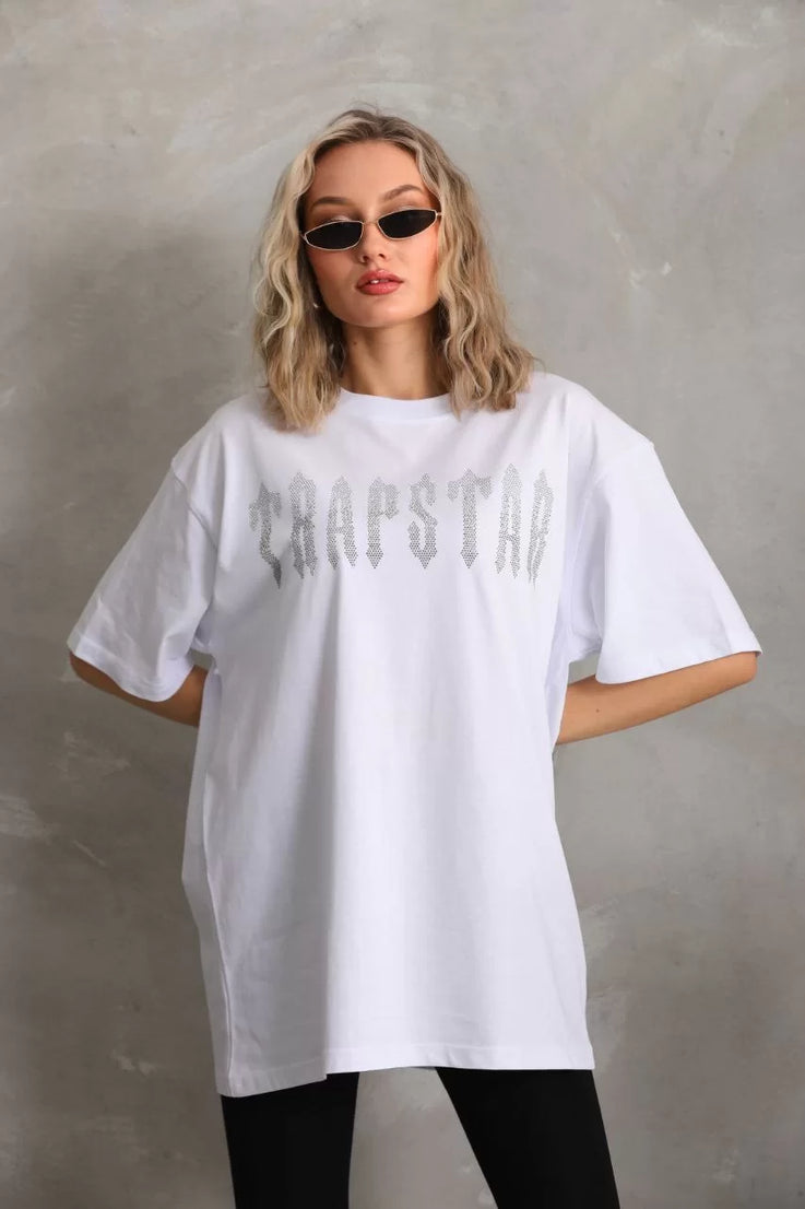 Gucso Kadın Trapstar Yazılı Taş Desenli Oversize T-Shirt - Beyaz