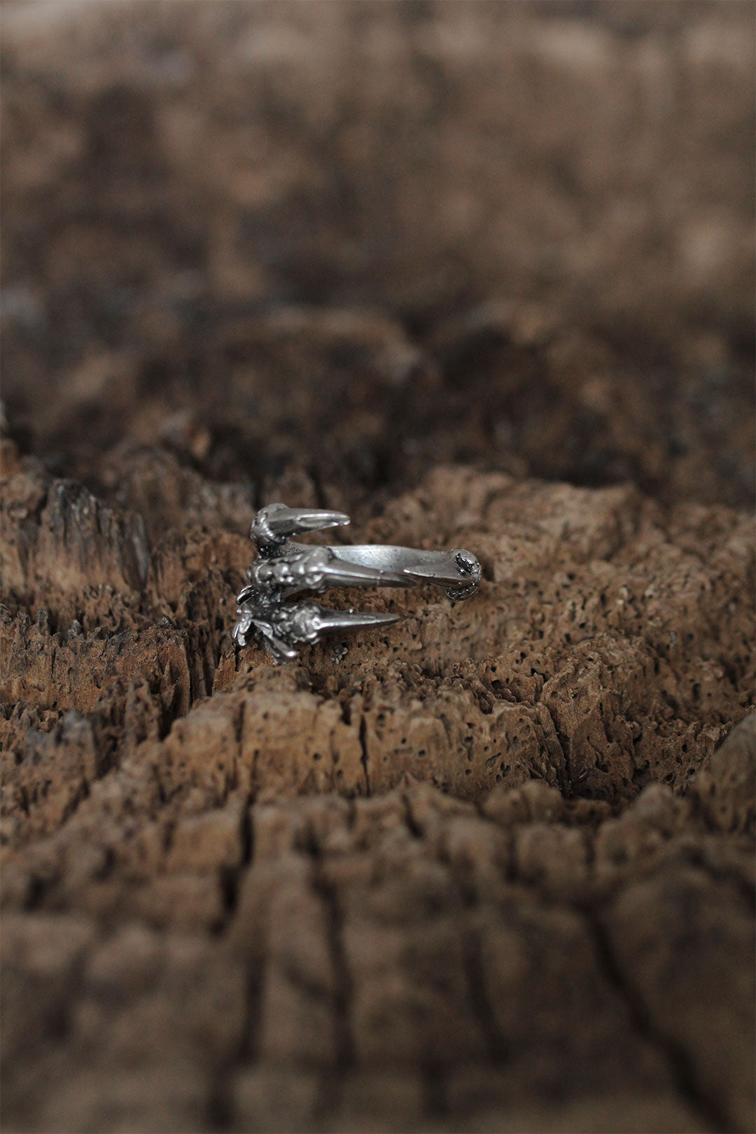 Adjustable Dragon Claw Design Men's Ring