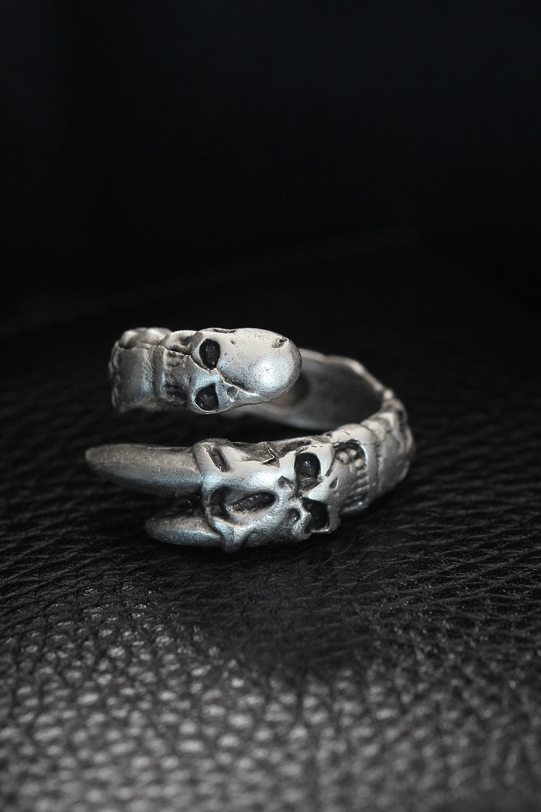 Adjustable Skull Claw Model Men's Ring