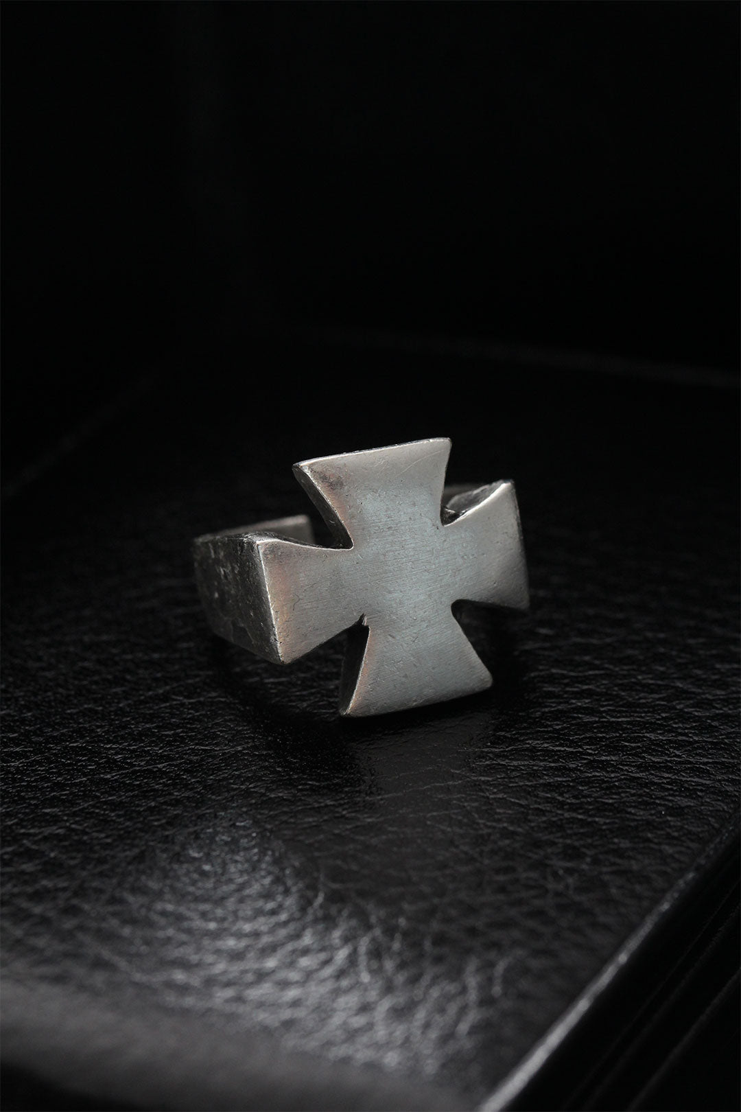 Adjustable Model Men's Ring