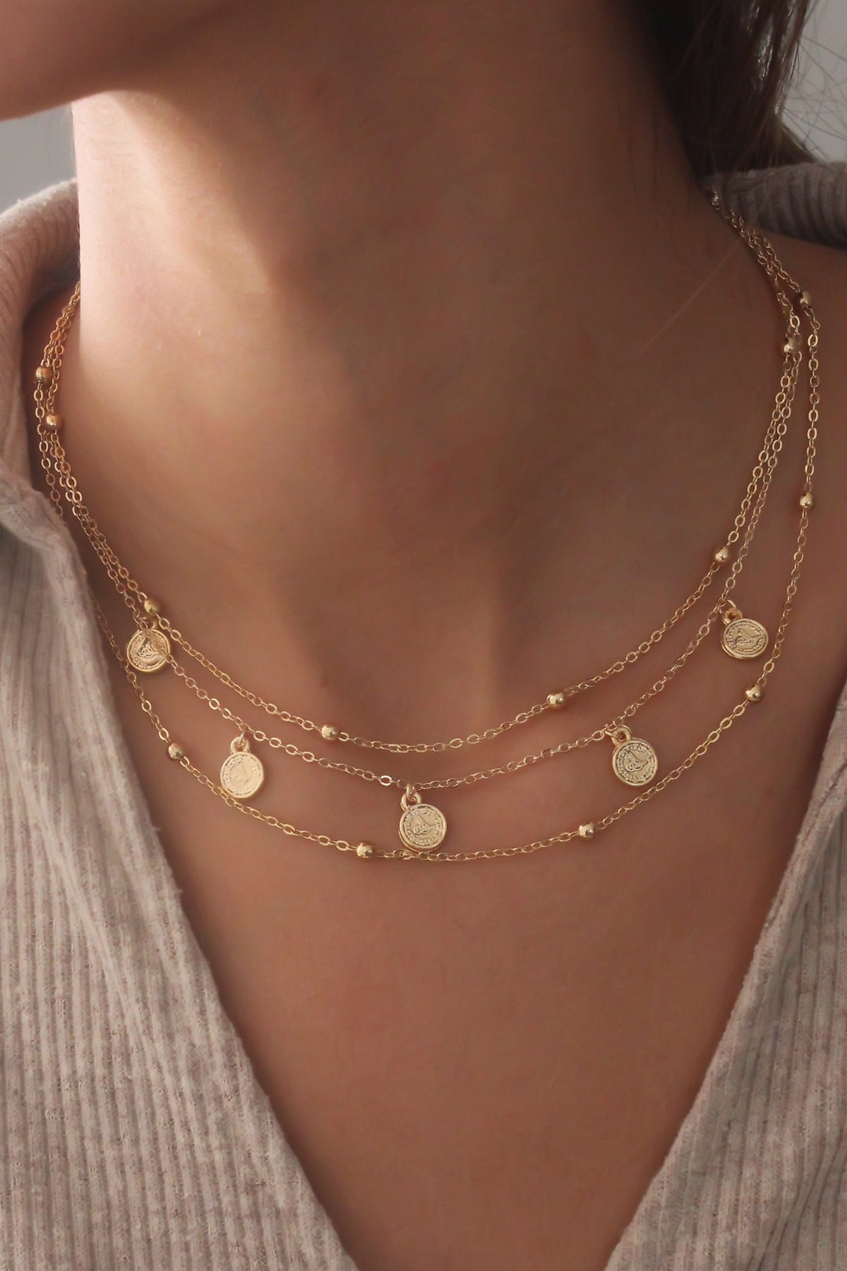 Gold Color Sequined Ottoman Detail Women's Necklace
