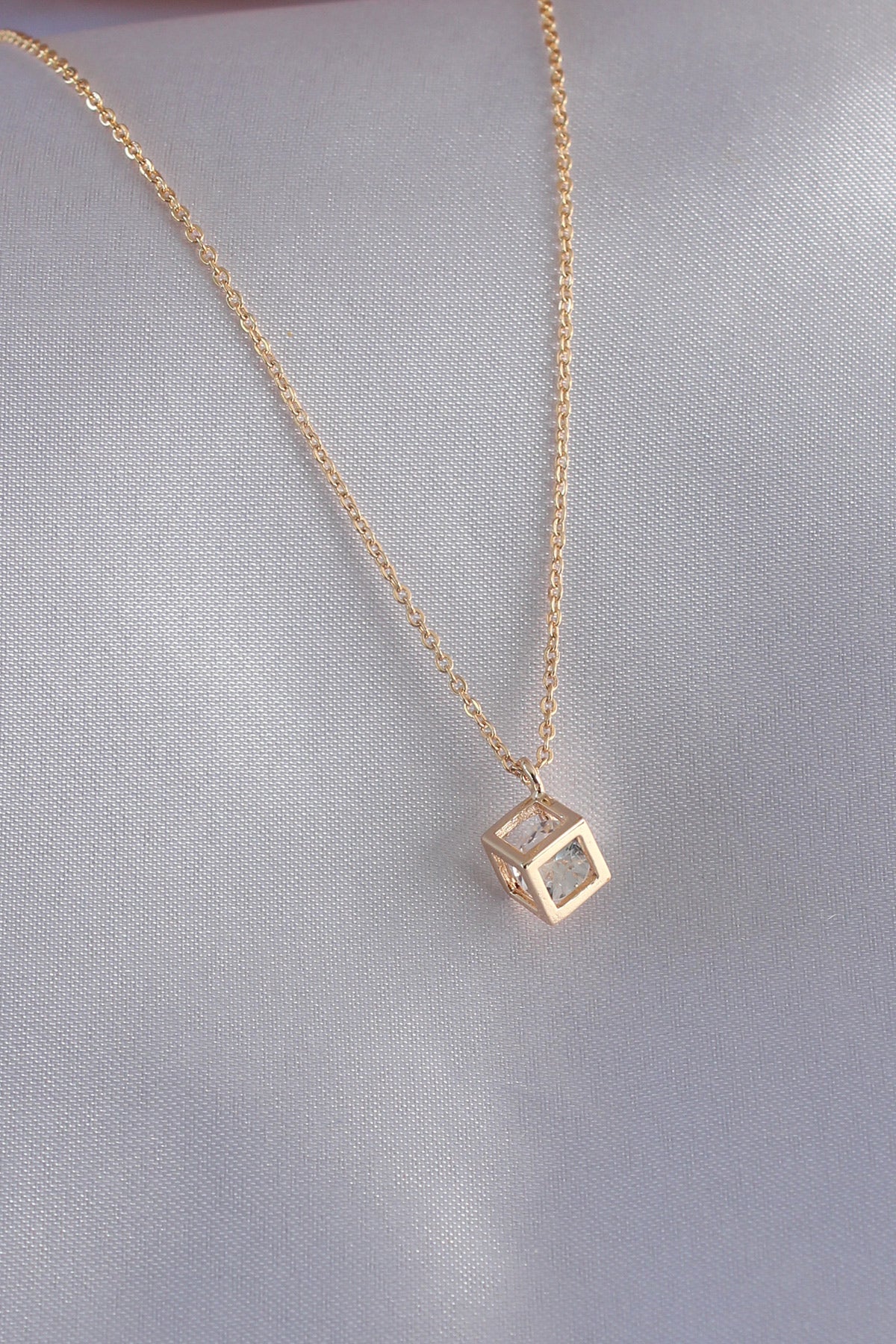 Gold Color Cube Figure Zircon Stone Detail Women's Necklace