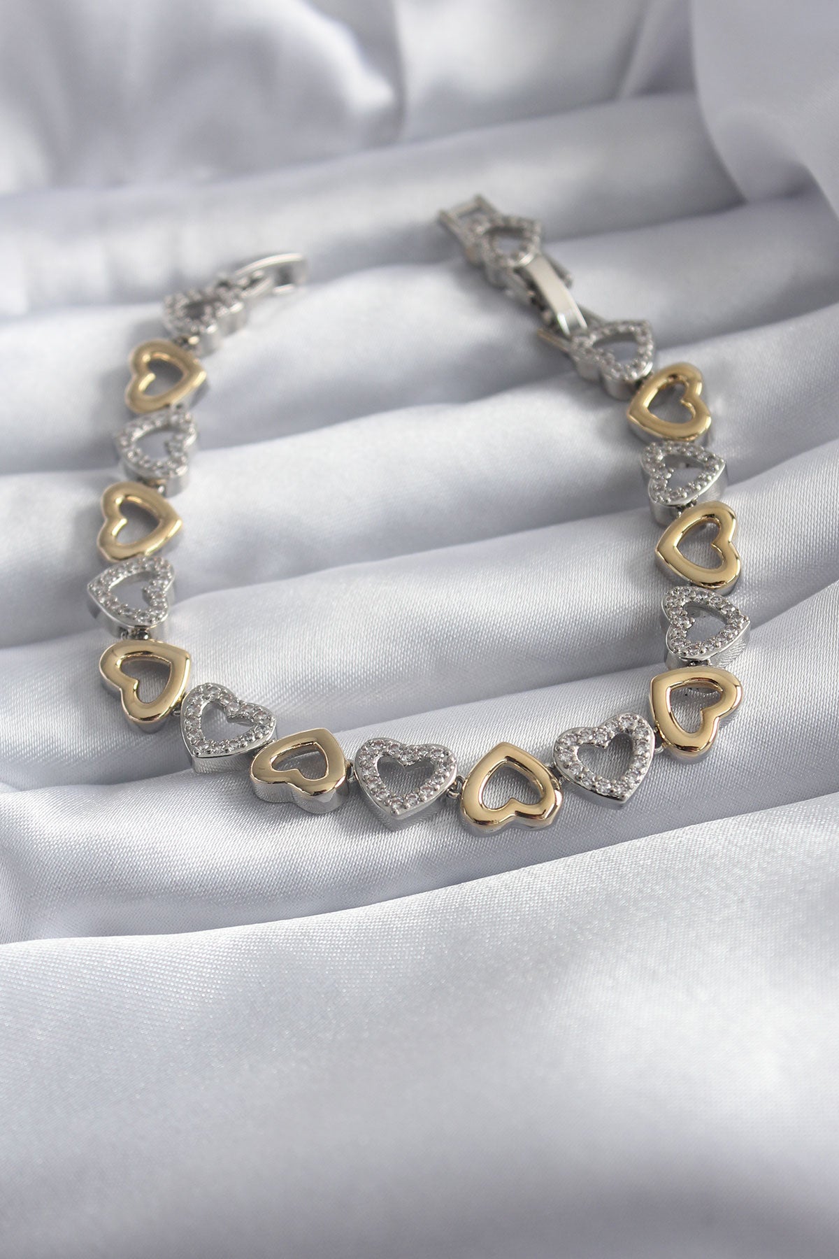 Brass Silver Gold Color Heart Model Zircon Stone Detail VIP Series Women's Bracelet