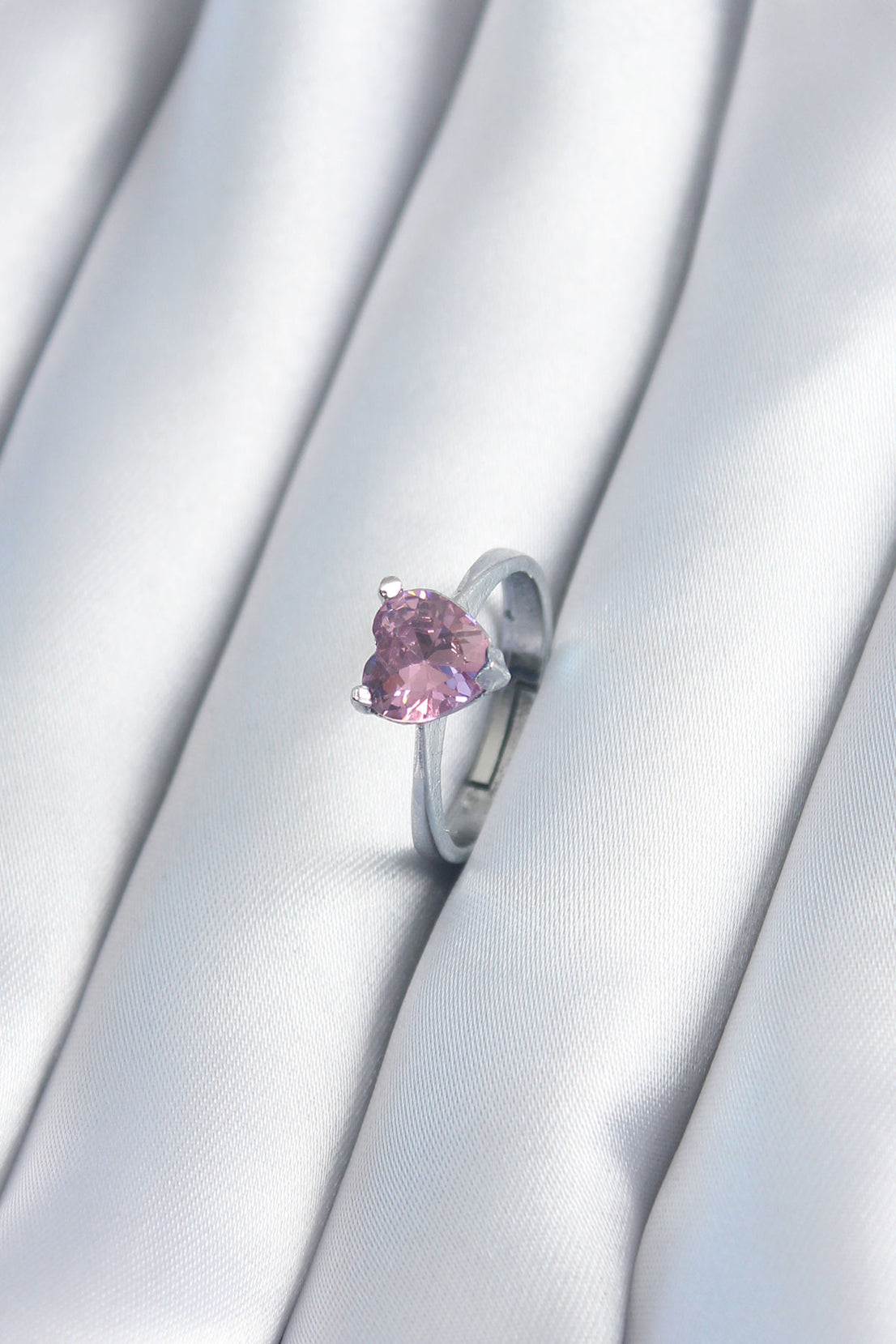 Silver Color Pink Zircon Stone Heart Model Women's Ring