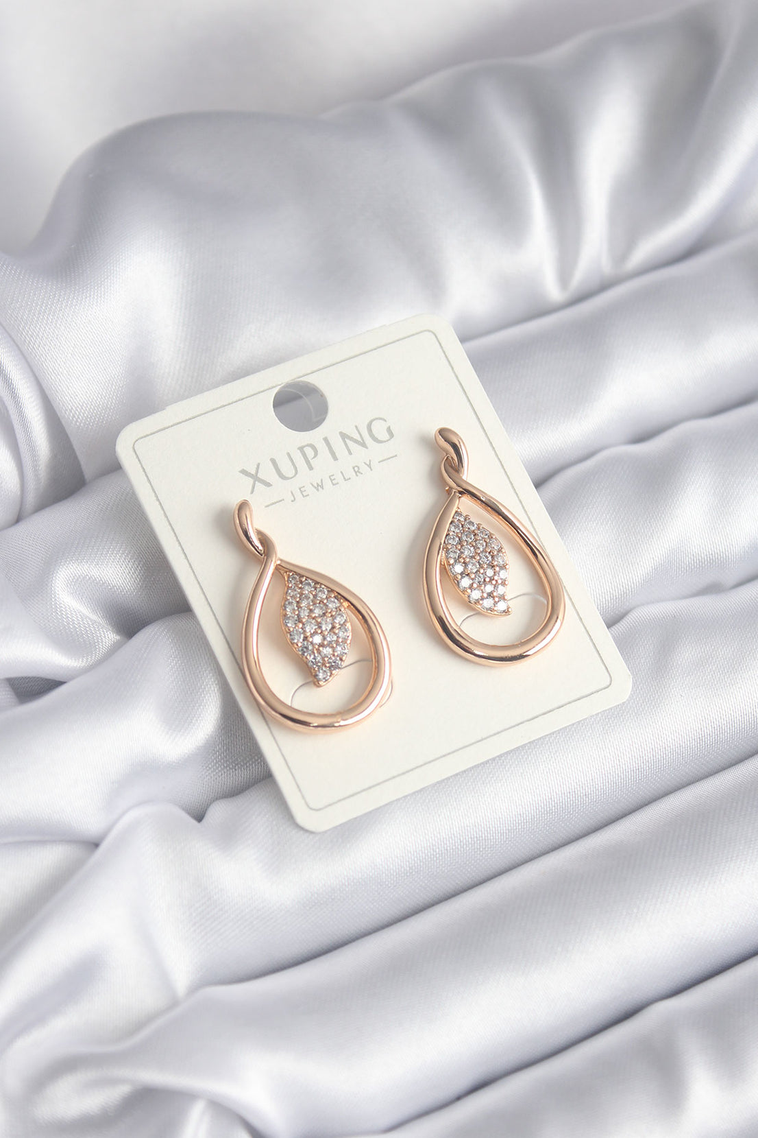 Xuping Model Zircon Stone Drop Design Women's Earrings