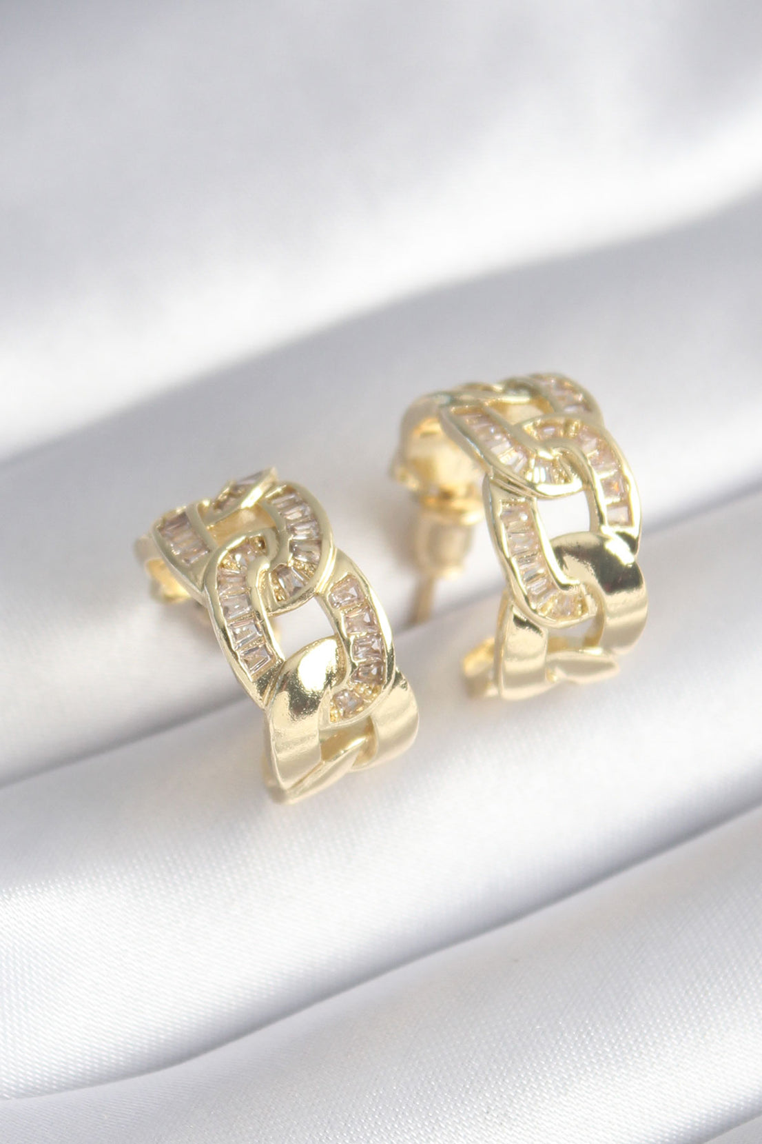 Brass Gold Color Zircon Stone Detail Chain Model Women's Earrings