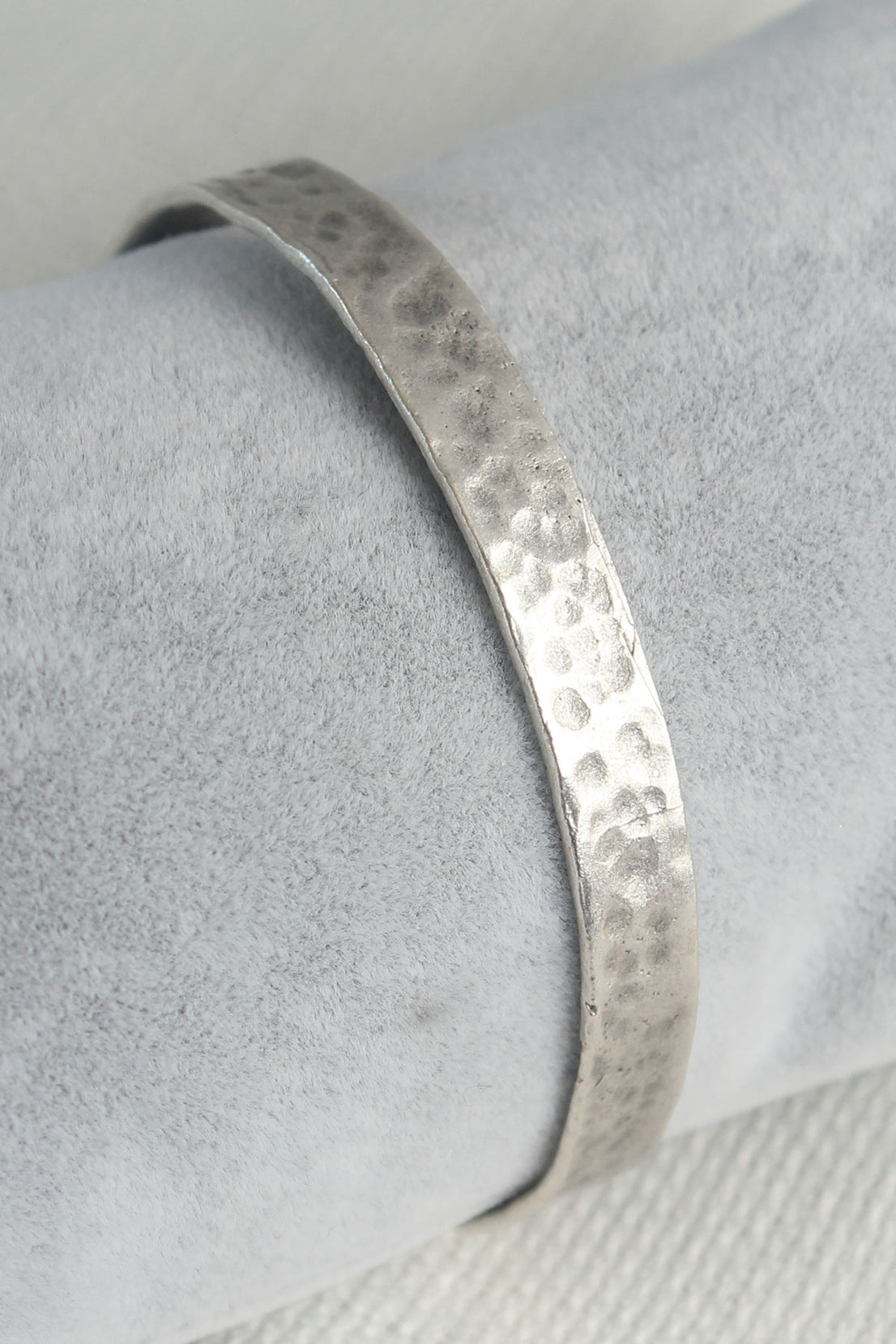 Authentic Silver Color Processed Detail Plate Men's Bracelet