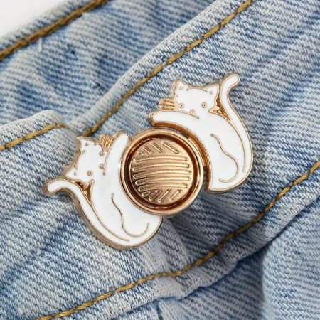 Beyaz Kedi Model Pantolon Beli Daraltma Aparatı, Kemer, Broş, Kedili Pantolon Beli Daraltma Çıtçıtı